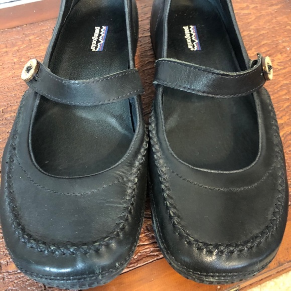 patagonia women's shoes clearance